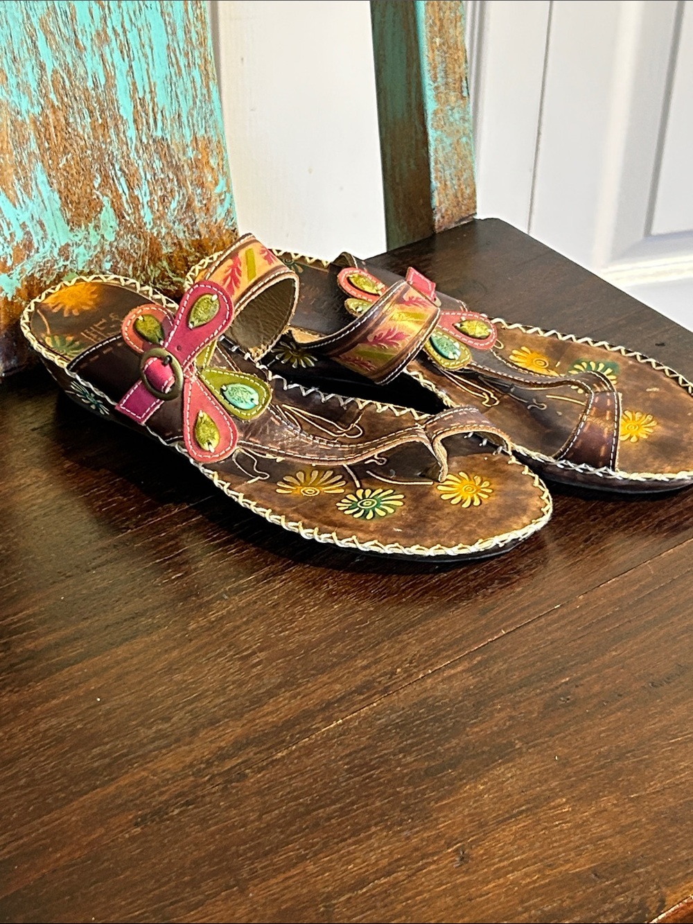 L'Artiste Spring Step Santorini Sandal Size 42